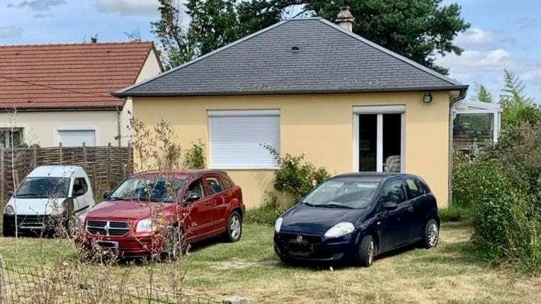 Maison Entiere Entre Orleans Et Montargis *